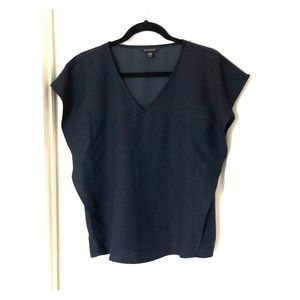 Banana Republic XXS Navy Flutter Sleeve Top